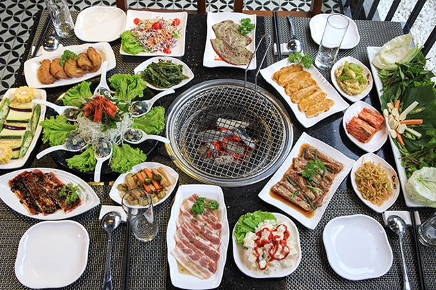 Thưởng thức Buffet tại nhà hàng Thai Pattaya