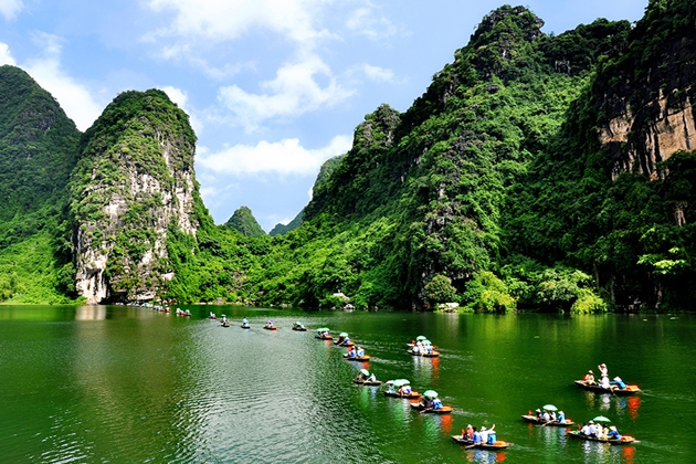 Tour Bái Đính - Tràng An (mới) 01 ngày, ăn trưa buffet