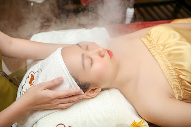 Nàng Spa and Academy – Xông hơi - Massage body đá nóng – Foot và chăm sóc da mặt với Hoa Nghệ Tây