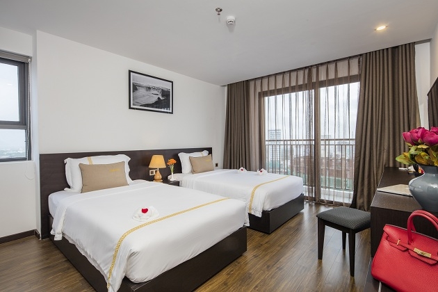 Khách sạn Meriton Nha Trang