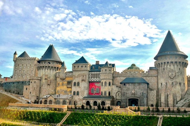 Khám phá vẻ đẹp Miền Trung: Ngũ Hành Sơn - Hội An - Bà Nà - Huế - Bán đảo Sơn Trà - Tour đoàn (4N3Đ)