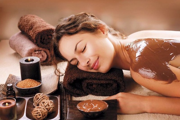 Massage và đắp bùn, gừng, thải độc lưng, vai, cổ, gáy tại Miyu Healthy Spa