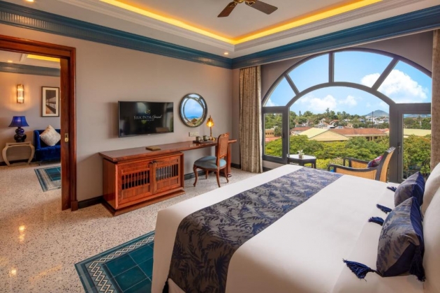 khach-san-Silk-Path-Grand-hotel-hue