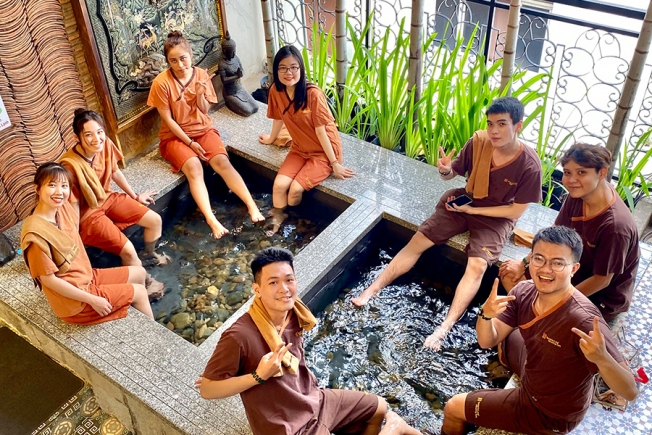 Tận hưởng giây phút thư giãn với ngâm bồn Sauna tại Temple Leaf Spa Land