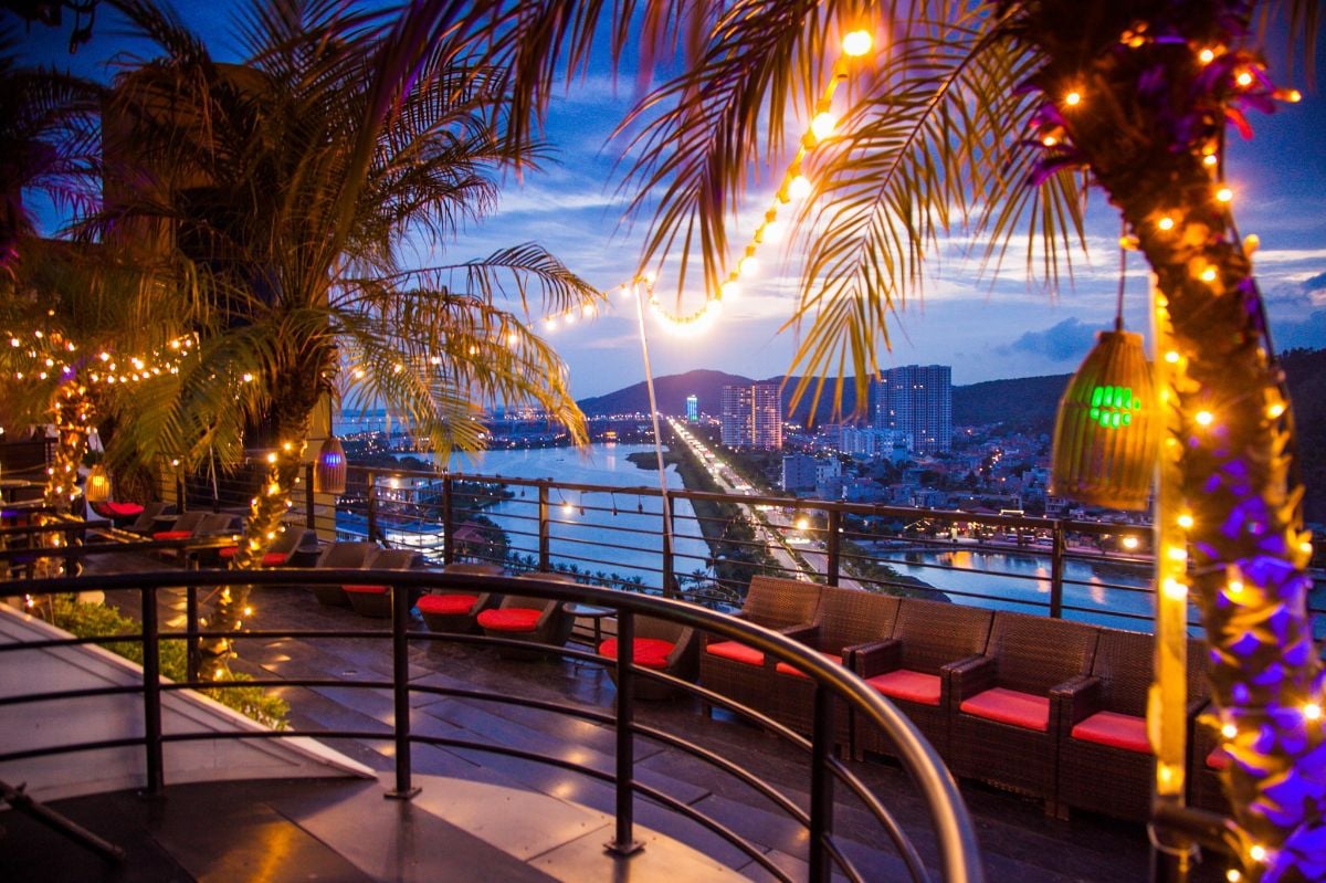 top-cafe-view-dep-ha-long-1-1515