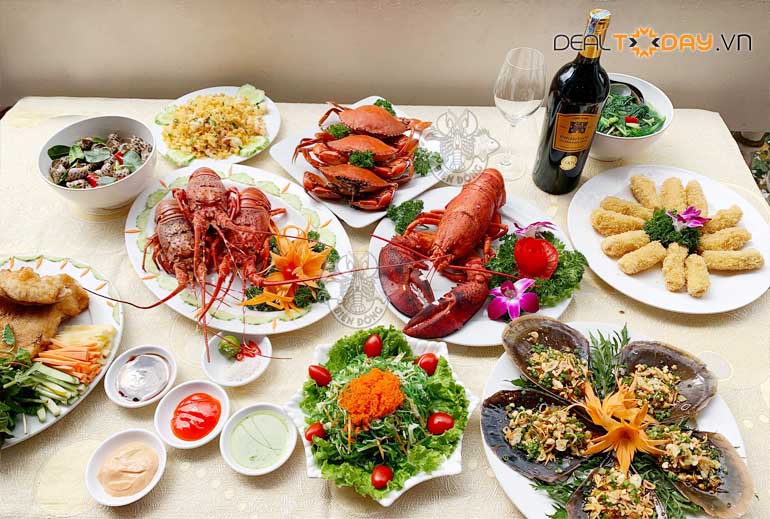 Buffet hải sản Biển Đông với menu hải sản cực đa dạng